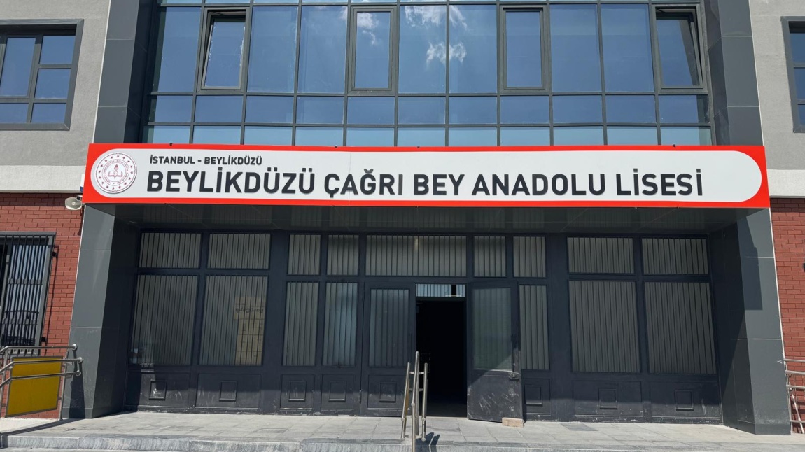 29 Eylül Pazartesi itibari ile aşağıda adres bilgilerini paylaşmış olduğumuz yeni binamızda eğitim-öğretime devam edilecektir. 08:30'da tüm öğrencilerimizin okul bahçesinde hazır bulunmalarını önemle rica ederiz.